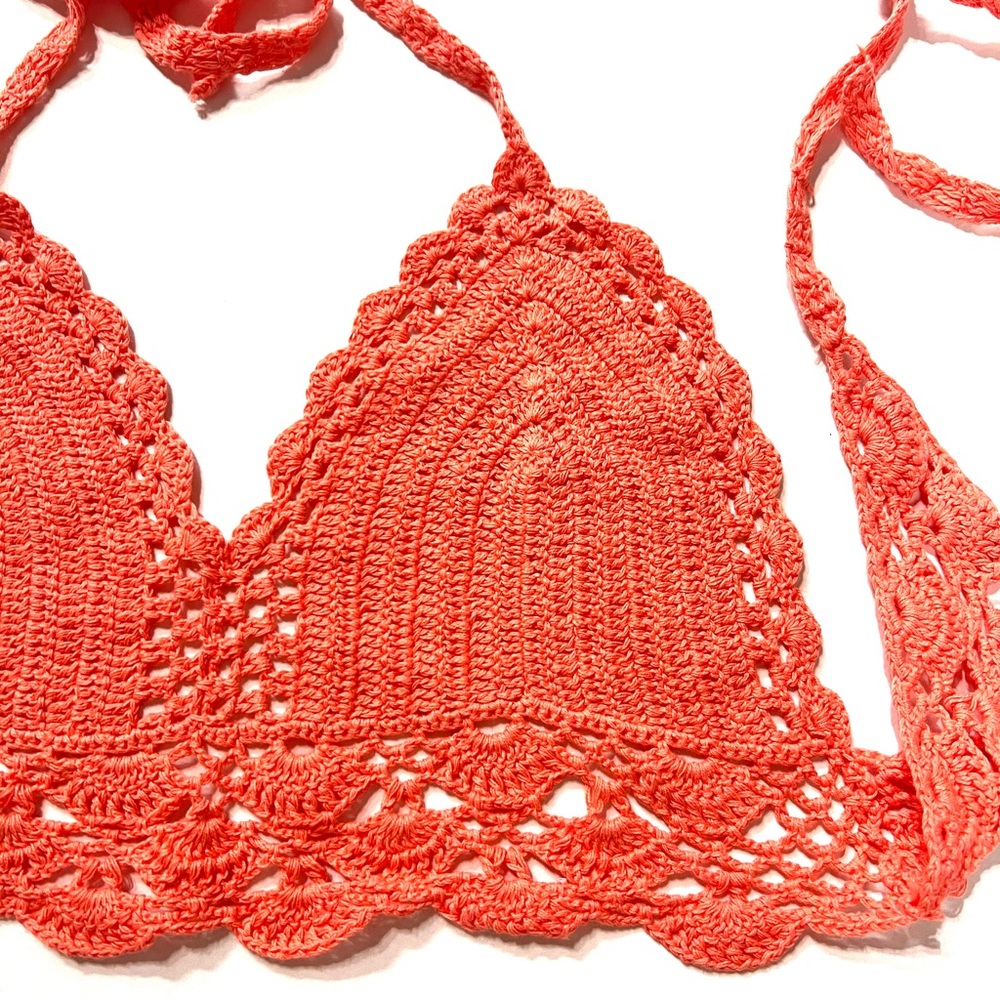 Crochet peach halter top Sz M & L